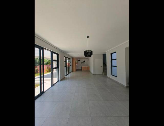 4 BEDROOM PROPERTY TO RENT IN ASHLEA GARDENS